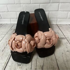 Jeffrey Campbell Size 7 Jelly Slides Flats Mauve Pink Flower Sandals